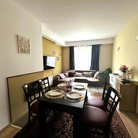 Bright & Comfy For 4 Guests & Free Parking 公寓 班斯科