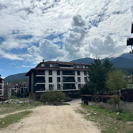Bright & Comfy For 4 Guests & Free Parking Διαμέρισμα
